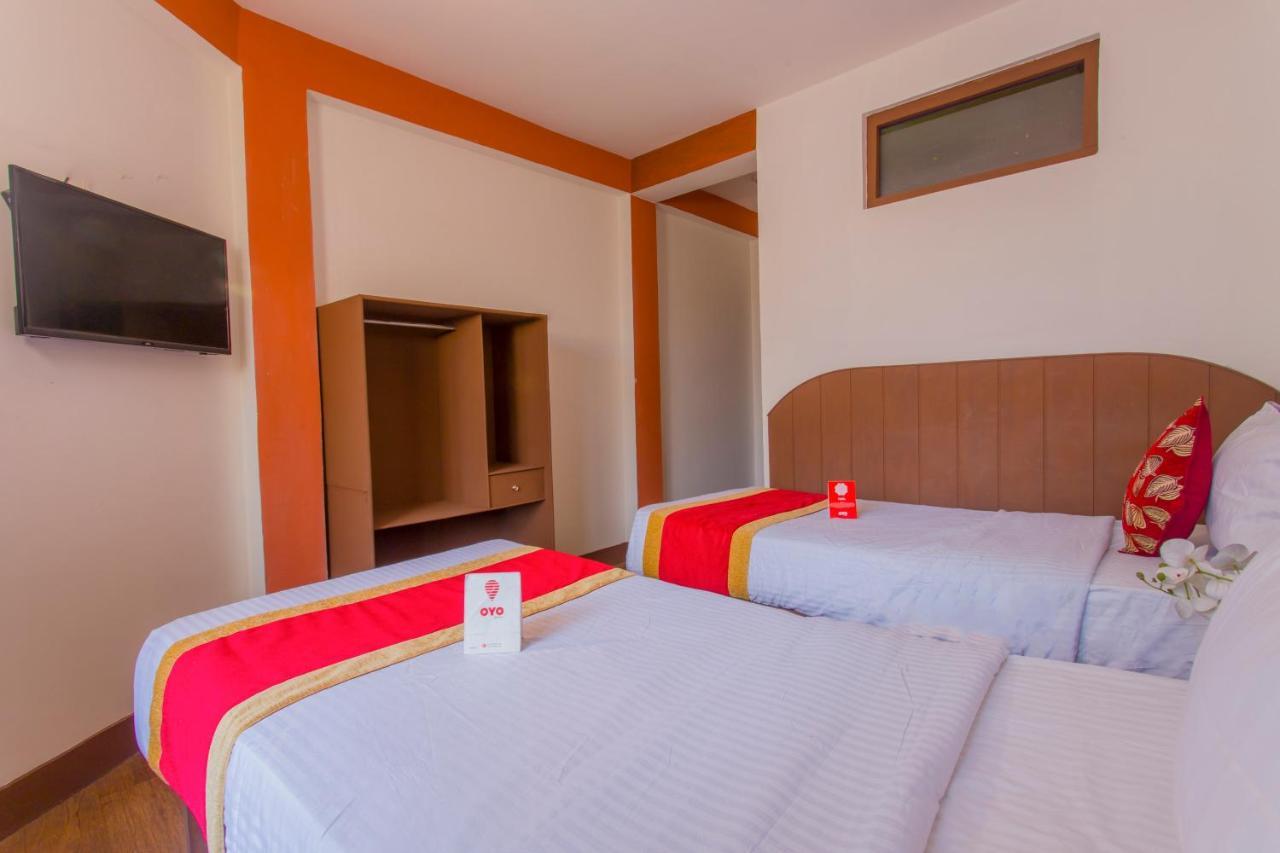 Oyo 166 Kathmandu Tourist Home ภายนอก รูปภาพ