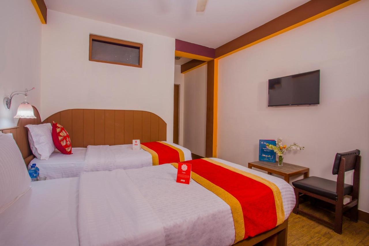 Oyo 166 Kathmandu Tourist Home ภายนอก รูปภาพ