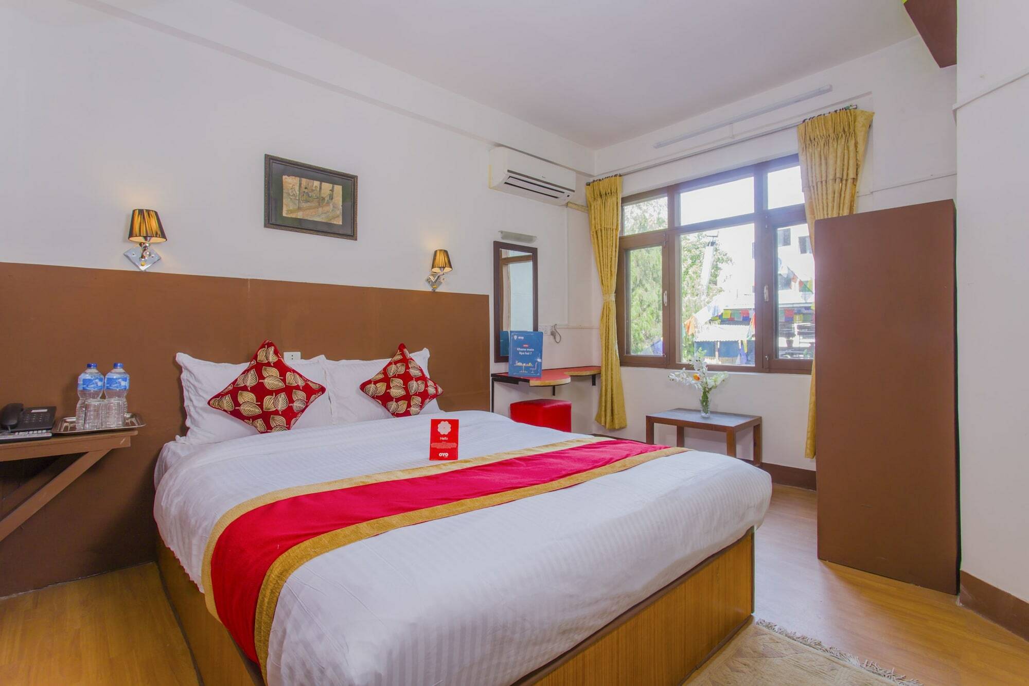 Oyo 166 Kathmandu Tourist Home ภายนอก รูปภาพ
