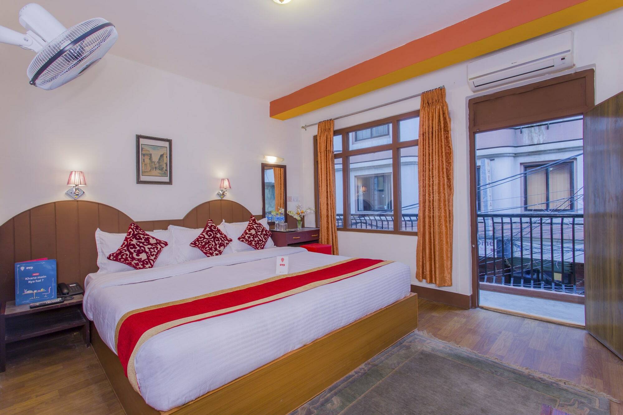 Oyo 166 Kathmandu Tourist Home ภายนอก รูปภาพ
