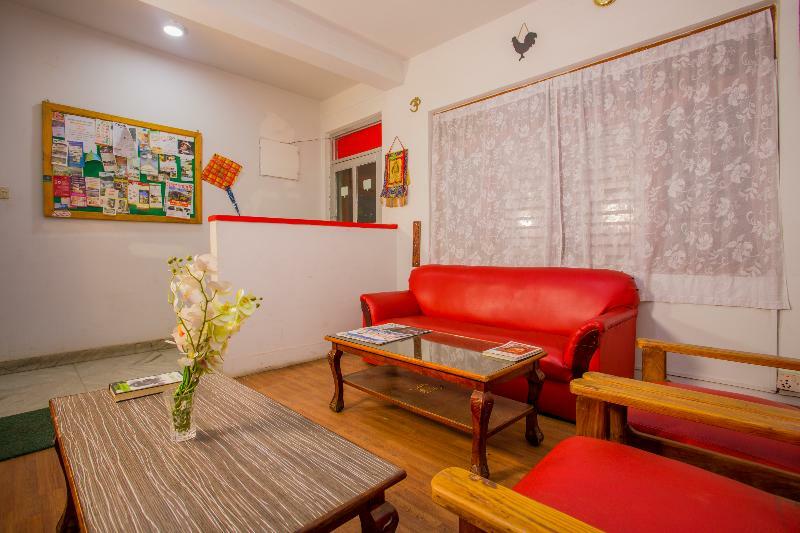 Oyo 166 Kathmandu Tourist Home ภายนอก รูปภาพ