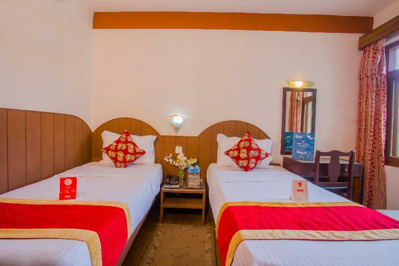 Oyo 166 Kathmandu Tourist Home ภายนอก รูปภาพ