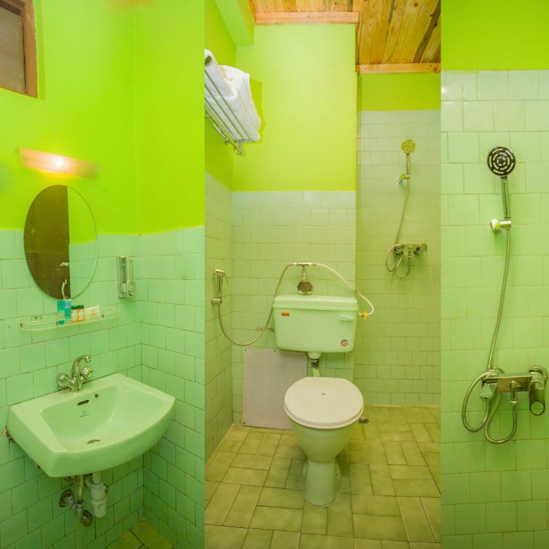 Oyo 166 Kathmandu Tourist Home ภายนอก รูปภาพ