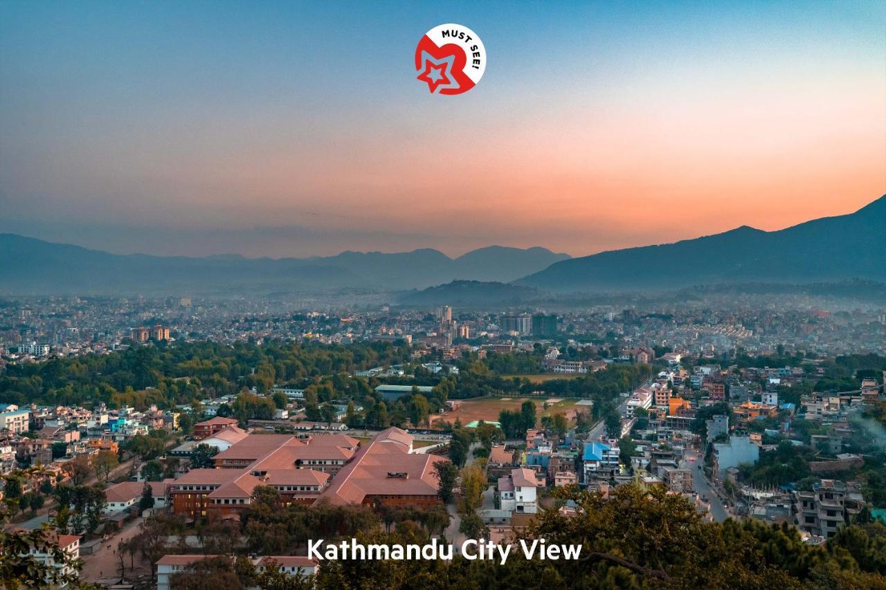 Oyo 166 Kathmandu Tourist Home ภายนอก รูปภาพ