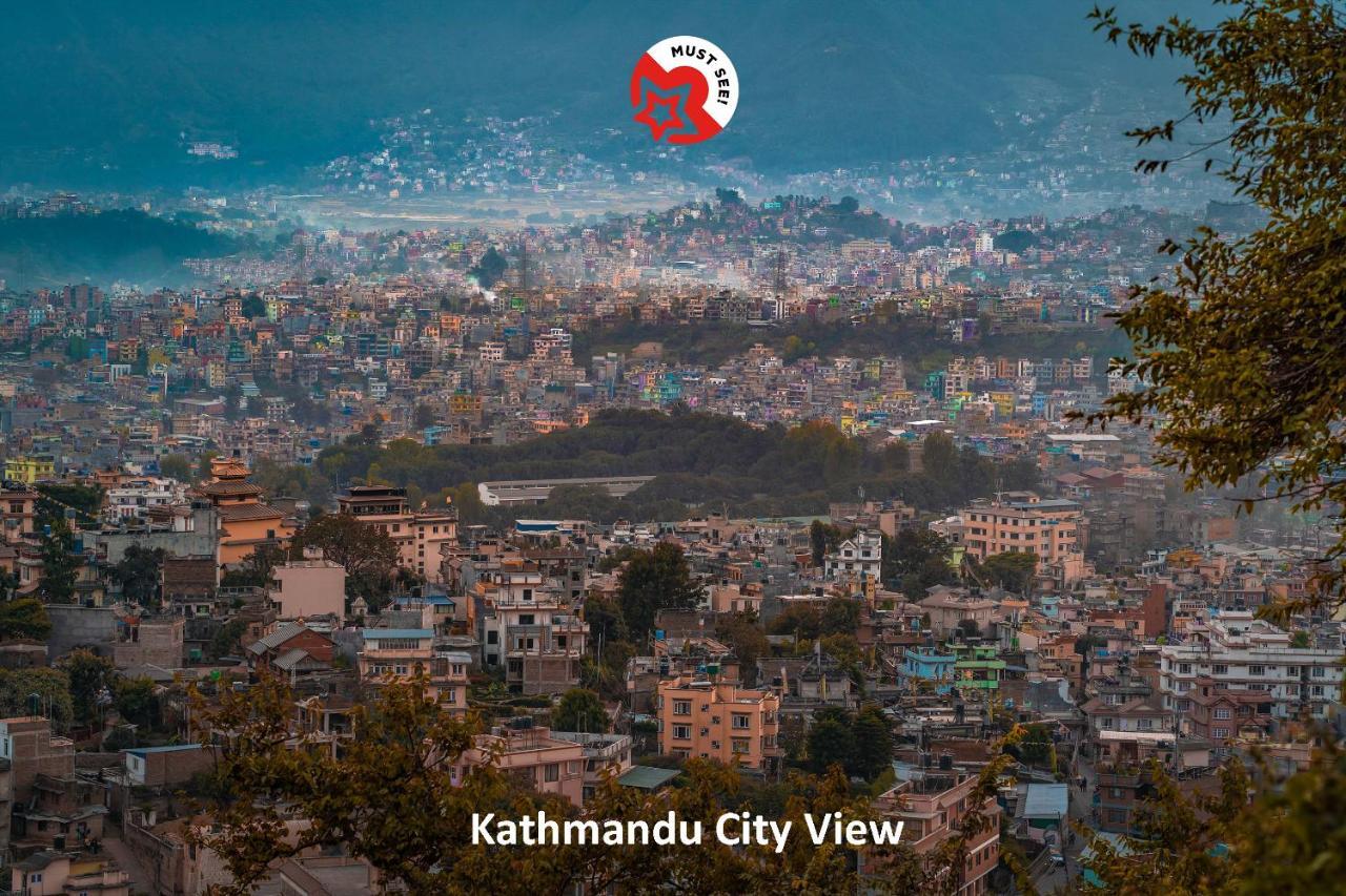 Oyo 166 Kathmandu Tourist Home ภายนอก รูปภาพ